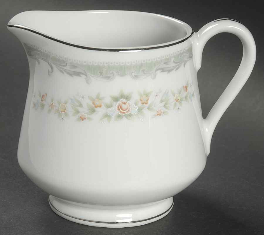 Roseville Creamer by Japan-1