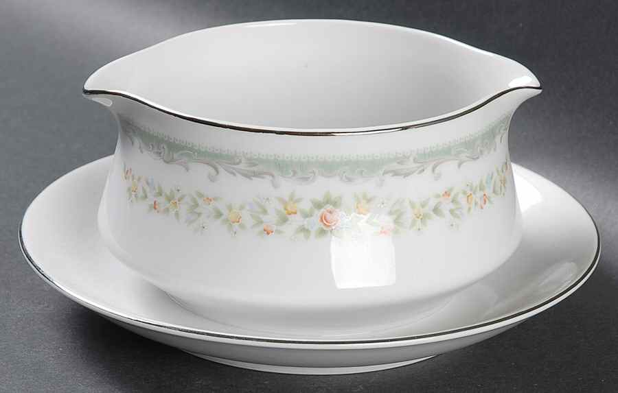 Roseville Gravy Boat with Attached Underplate by Japan-1