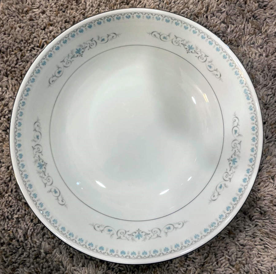 Shelley 9" Round Vegetable Bowl by M Japan-1