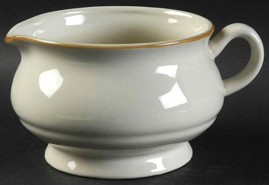 Simplicity Gravy Boat by Japan-1