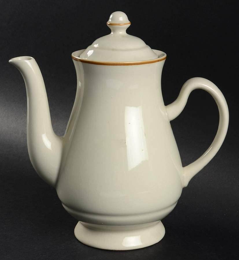 Simplicity Coffee Pot & Lid by Japan-1