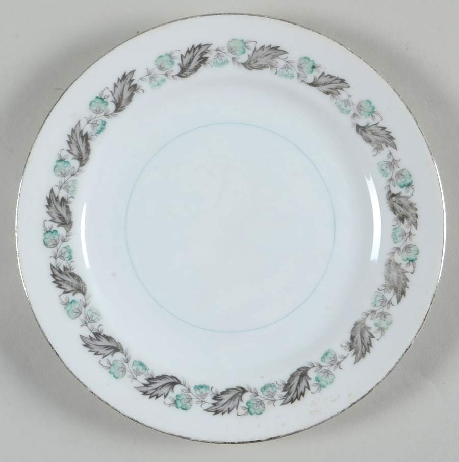 Silver Wreath Salad Plate by Japan-1