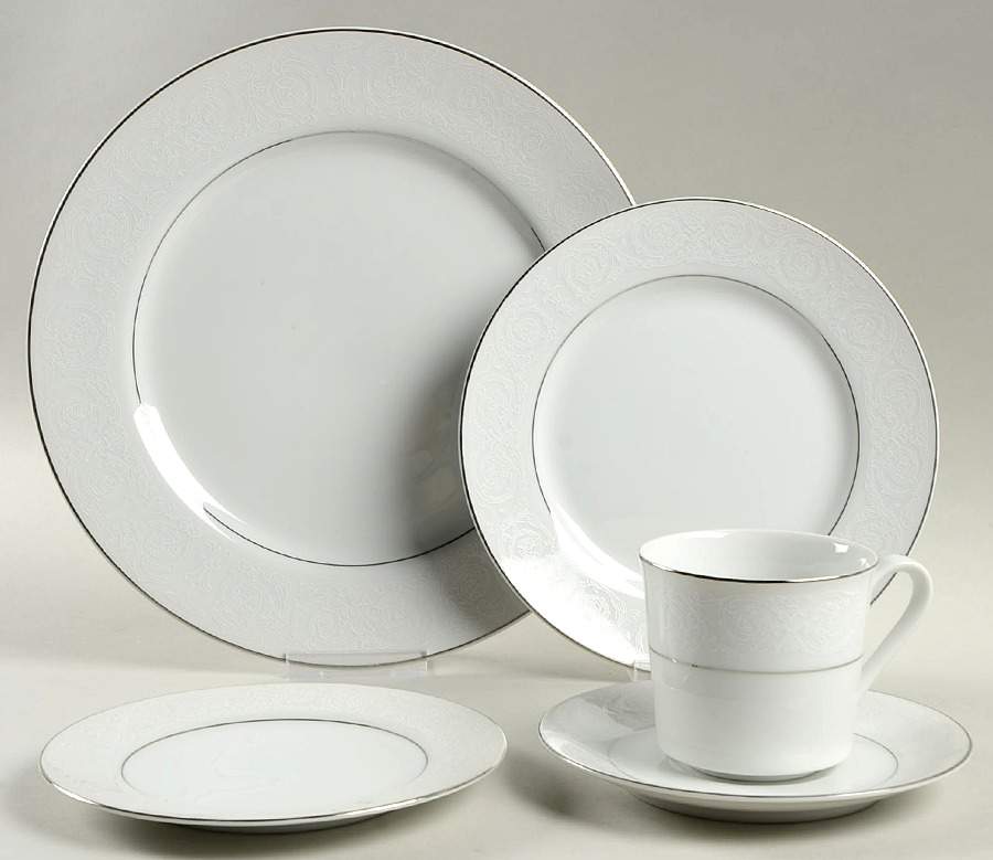 Southwicke 5 Piece Place Setting by Japan-1