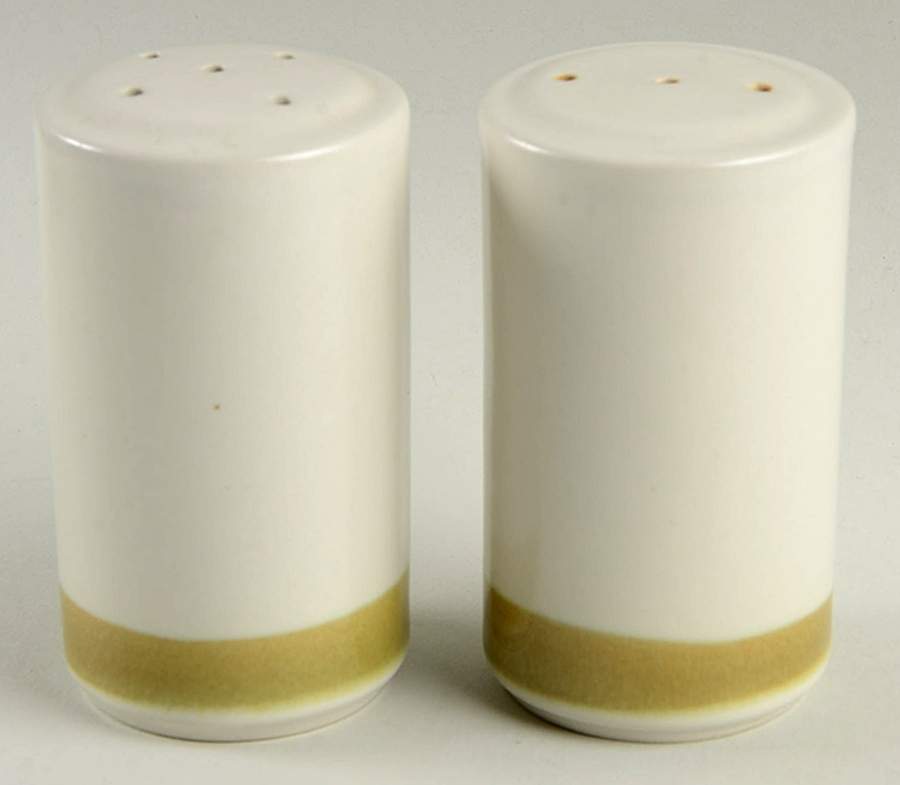 Spring Bouquet Salt & Pepper Set by Japan-1