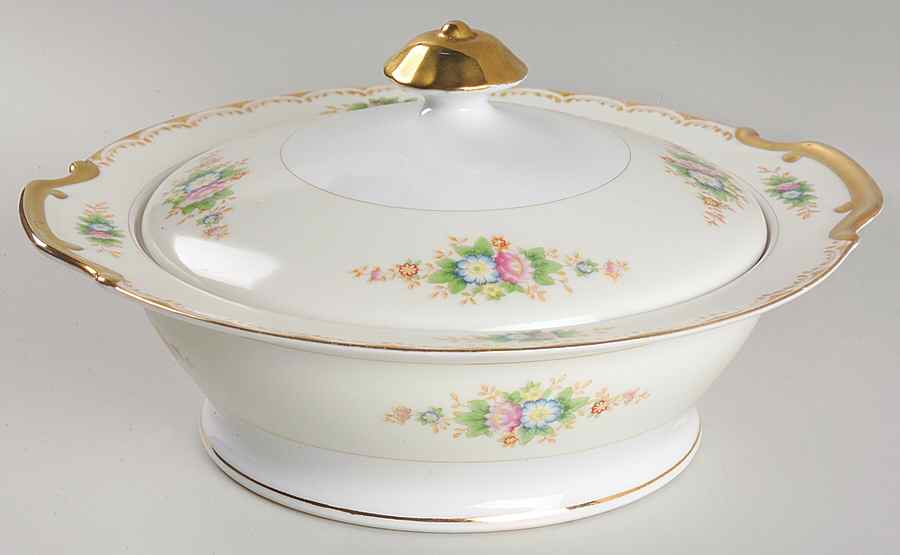 Spencer Round Covered Vegetable by Japan-1