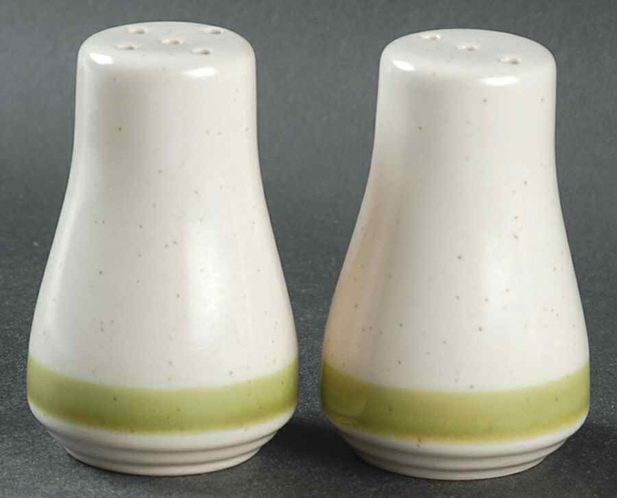 Spring Collection Salt & Pepper Set by Japan-1