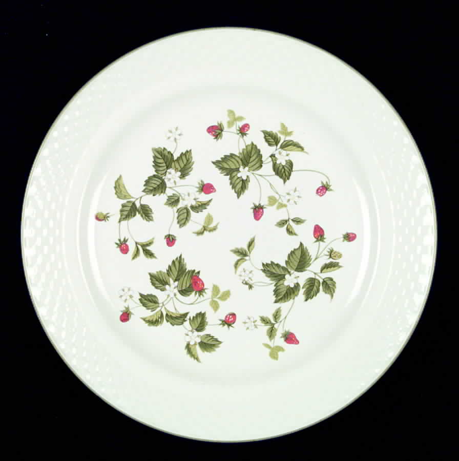 Strawberry Dinner Plate by Japan-1