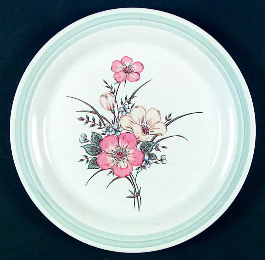 Sunny Meadows Dinner Plate by Japan-1