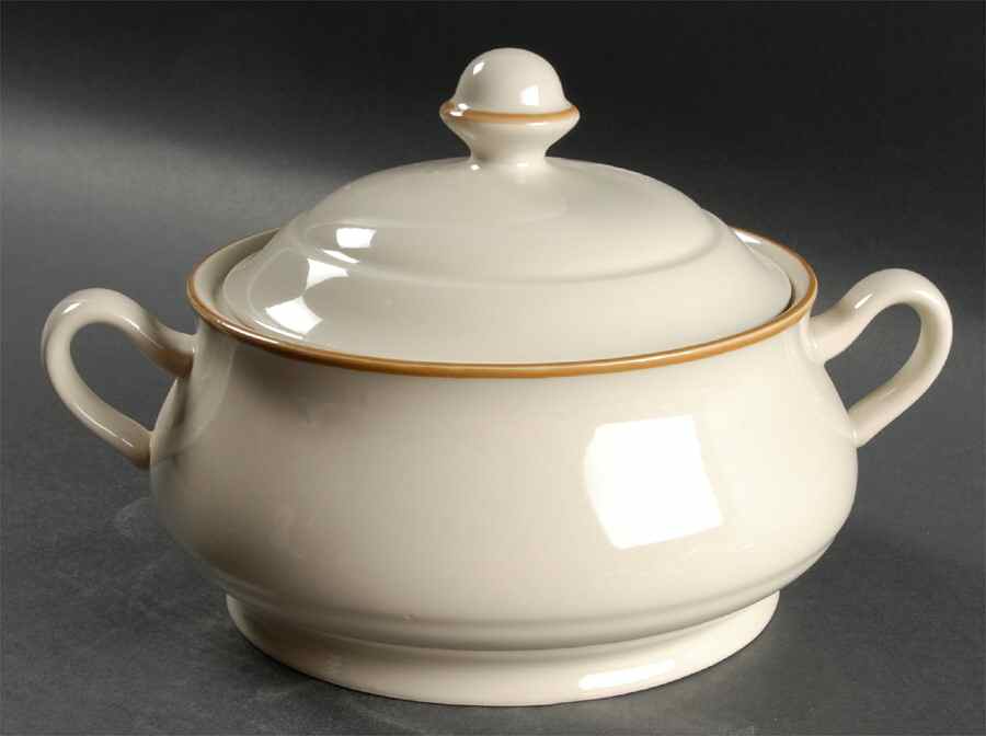 Simplicity Round Covered Vegetable by Japan-1