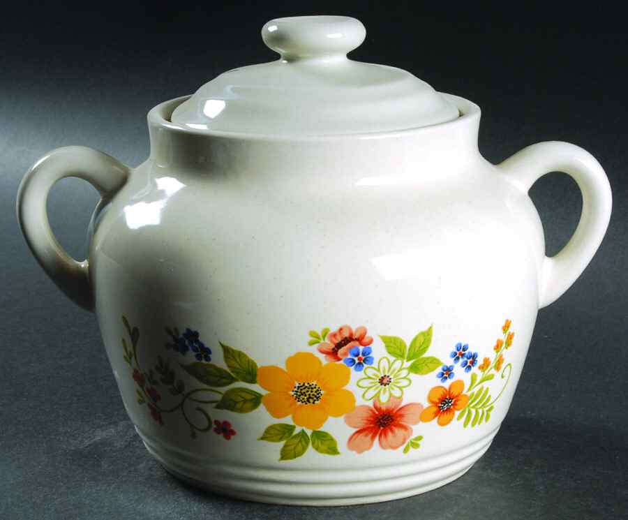 Sweet Flowers Bean Pot & Lid by Japan-1