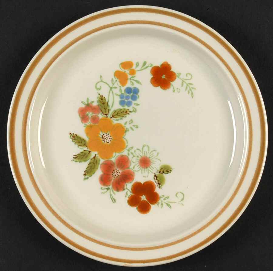 Sweet Flowers Salad Plate by Japan-1