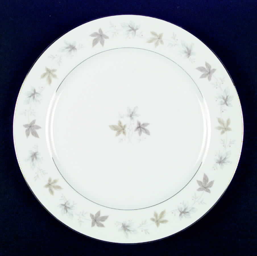 Symphony Dinner Plate by M Japan-1