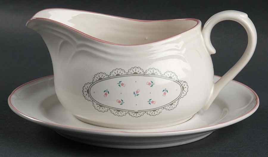 Victoriana Gravy Boat & Underplate by Japan-1