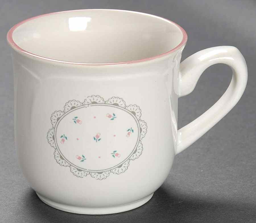 Victoriana Flat Cup by Japan-1