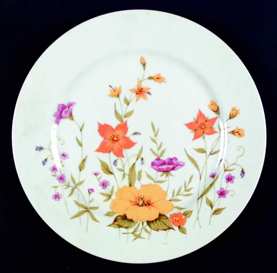 Antoinette Dinner Plate by Jardin-1