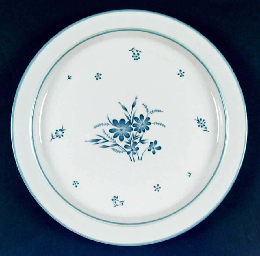 Whisper Dinner Plate by Jardin-1