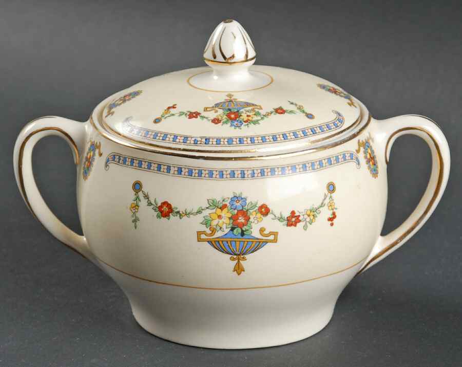 Adam (Smooth) Sugar Bowl & Lid by Johnson Brothers-1