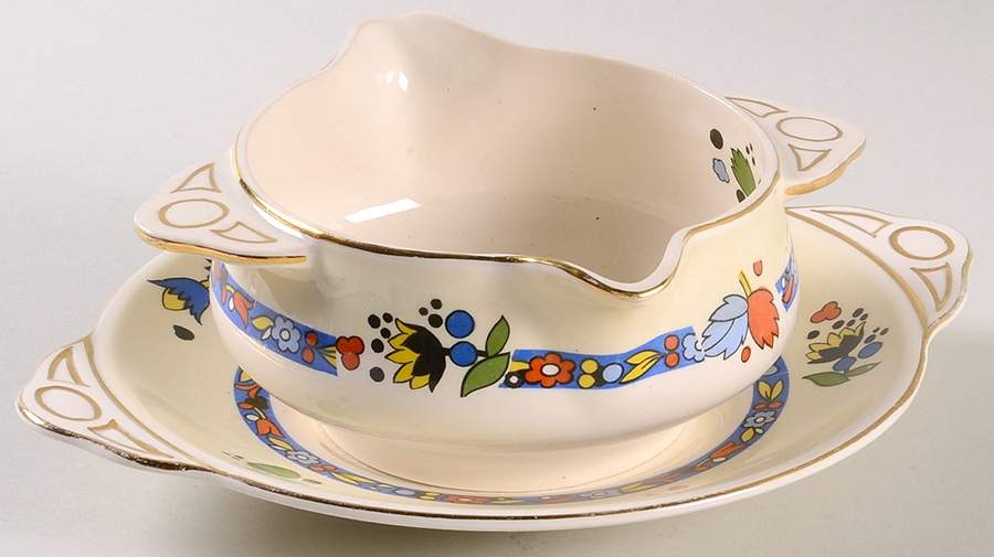 Arcadian Gravy Boat & Underplate by Johnson Brothers-1