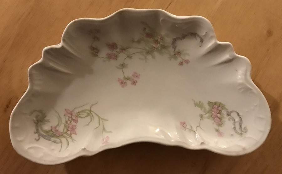 The Baroda Bone Dish by Johnson Brothers-1