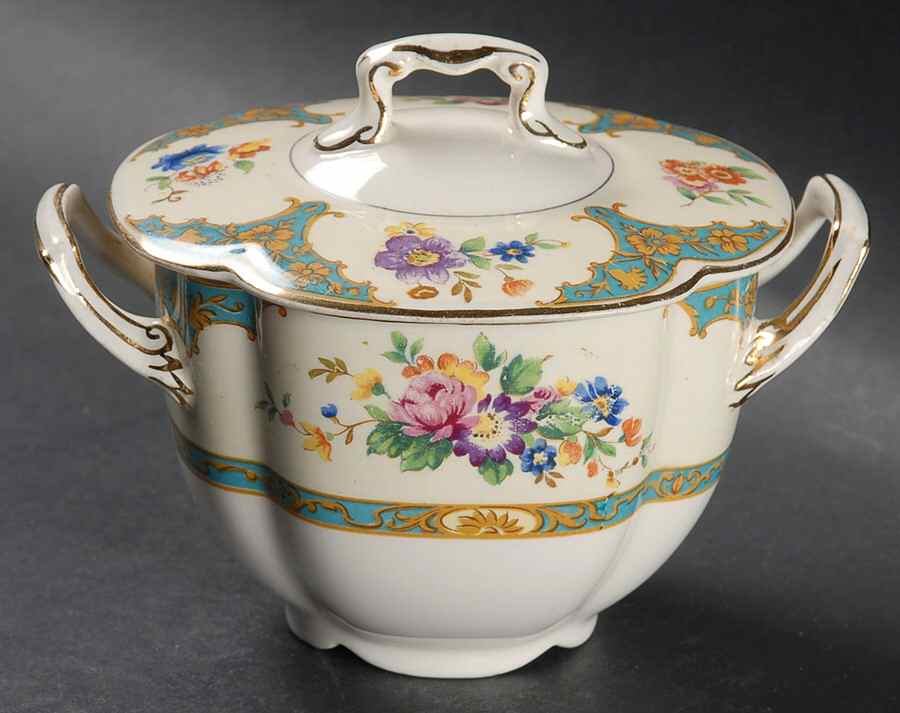 Belgravia Sugar Bowl & Lid by Johnson Brothers-1