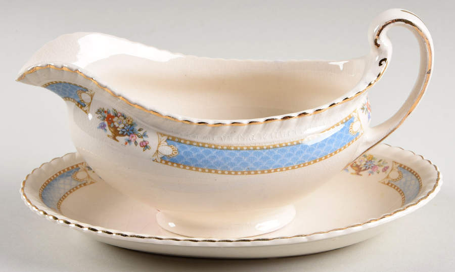 Belvedere Gravy Boat & Underplate/Relish by Johnson Brothers-1