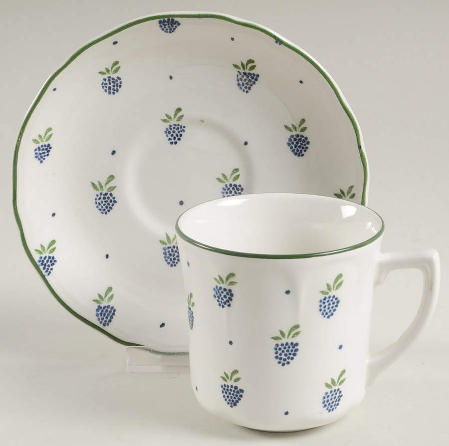 Berries Flat Cup & Saucer Set by Johnson Brothers-1