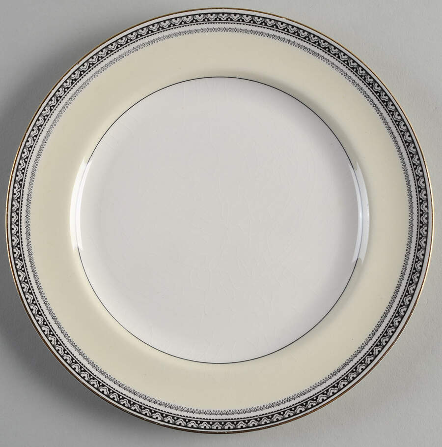 Blackwood Luncheon Plate by Johnson Brothers-1
