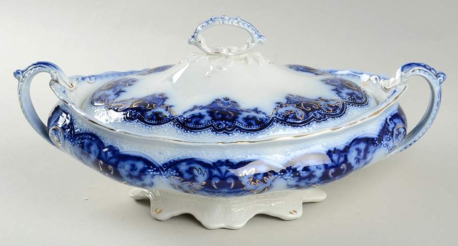 The Blue Danube Oval Covered Vegetable by Johnson Brothers-1