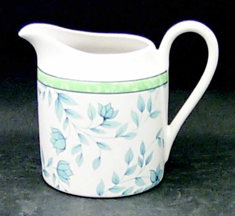 Blue Savanna Creamer by Johnson Brothers-1