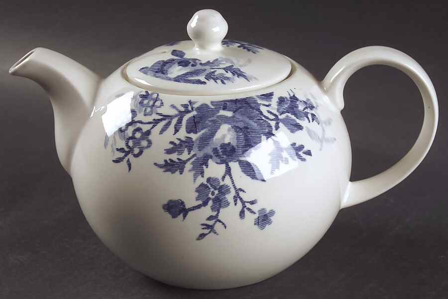 Blue Tapestry Teapot & Lid by Johnson Brothers-1