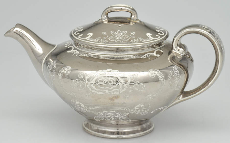Brighton Teapot & Lid by Johnson Brothers-1