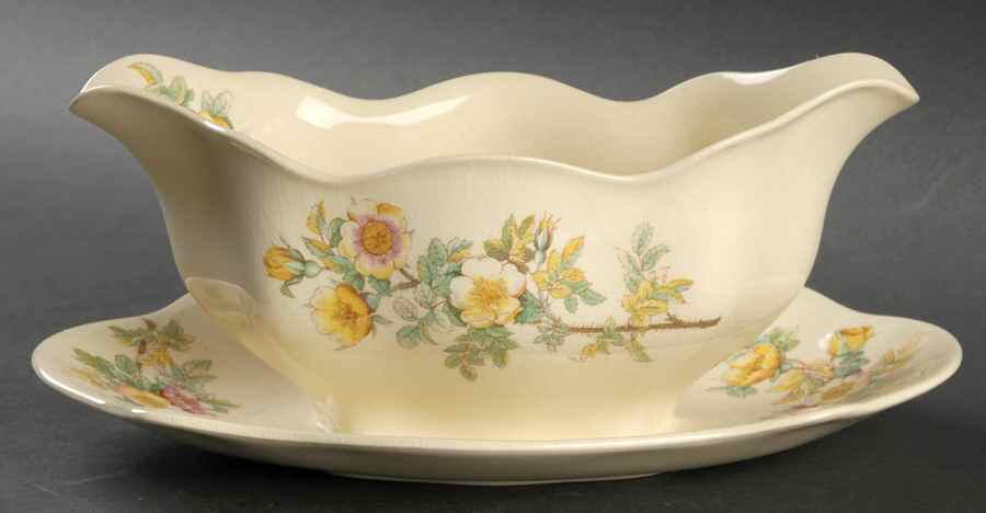 Buttercup Gravy Boat with Attached Underplate by Johnson Brothers-1