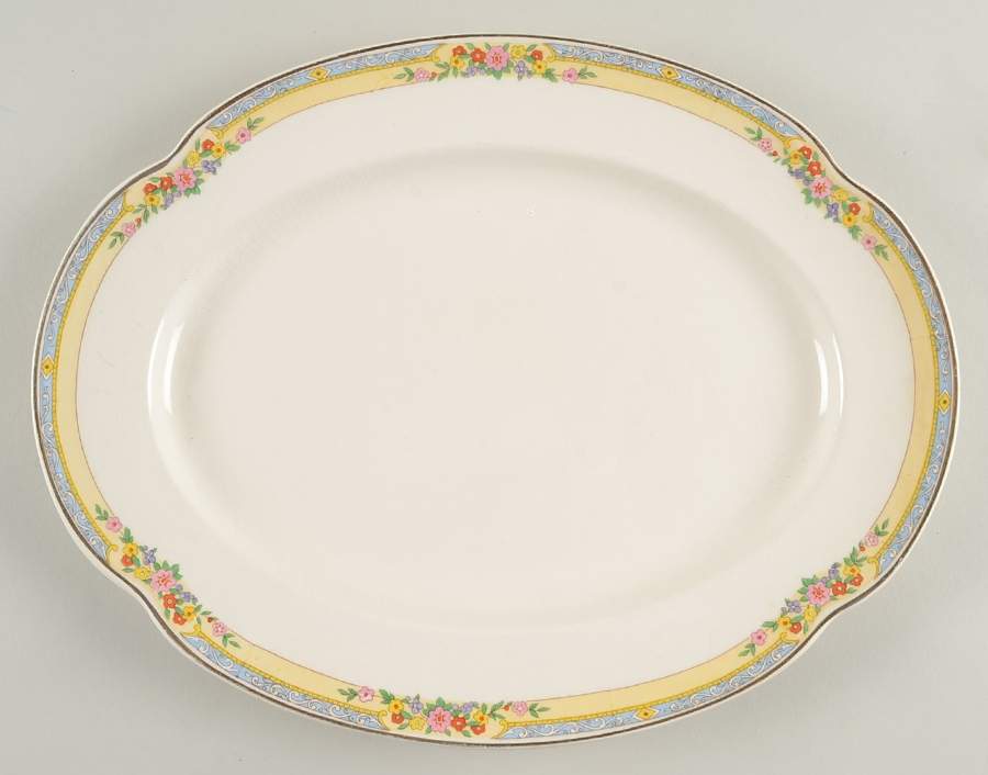 The Cambridge (Scalloped) 12" Oval Serving Platter by Johnson Brothers-1