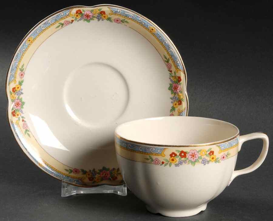 The Cambridge (Scalloped) Flat Cup & Saucer Set by Johnson Brothers-1