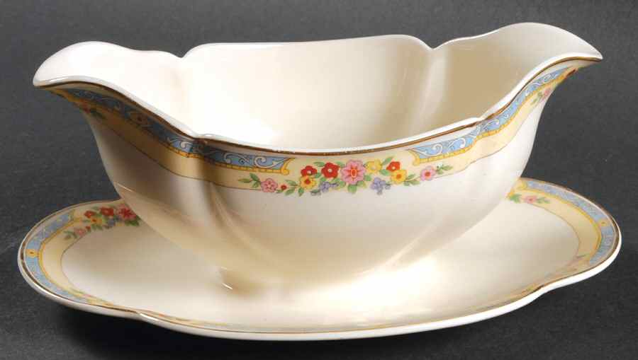 The Cambridge (Scalloped) Gravy Boat with Attached Underplate by Johnson Brothers-1