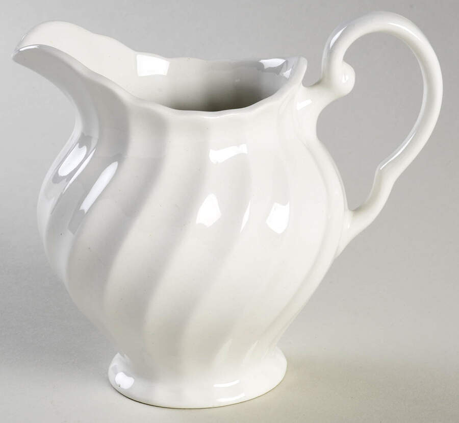 Canterbury (Bone China) Creamer by Johnson Brothers-1