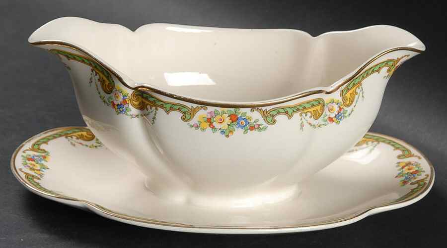 Cardiff Gravy Boat with Attached Underplate by Johnson Brothers-1