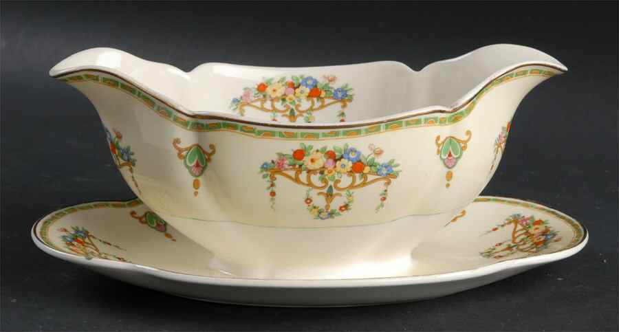 The Cavendish Gravy Boat with Attached Underplate by Johnson Brothers-1
