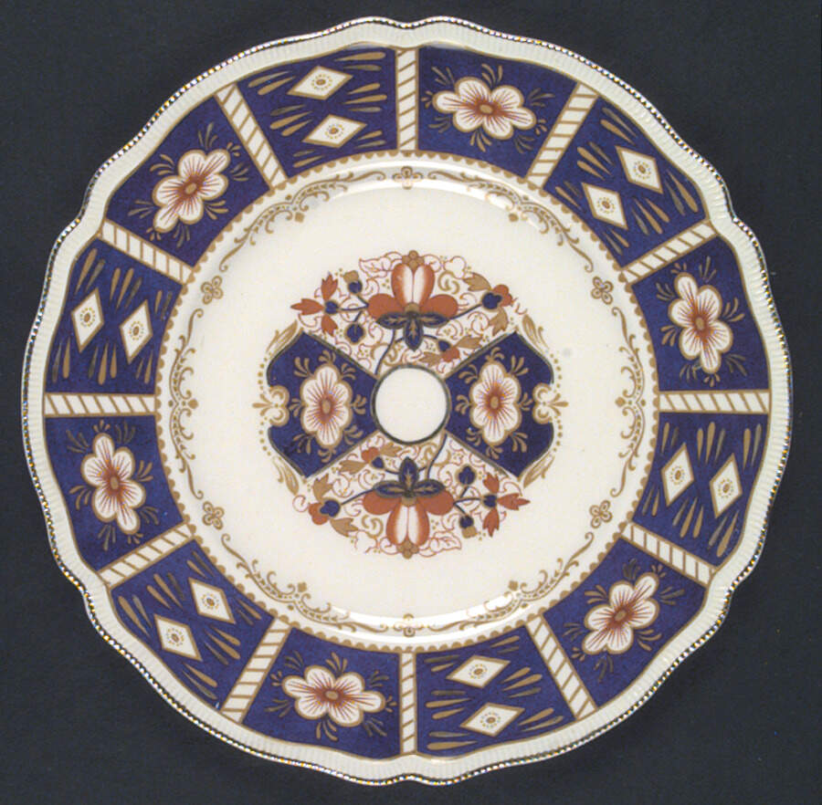 Chatsworth Dinner Plate by Johnson Brothers-1
