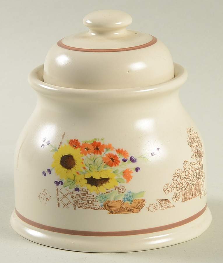 Charleston Garden Sugar Bowl & Lid by Johnson Brothers-1