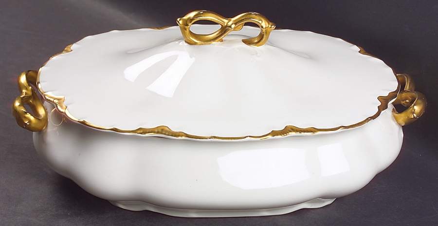 Chantilly Gold Oval Covered Vegetable by Johnson Brothers-1