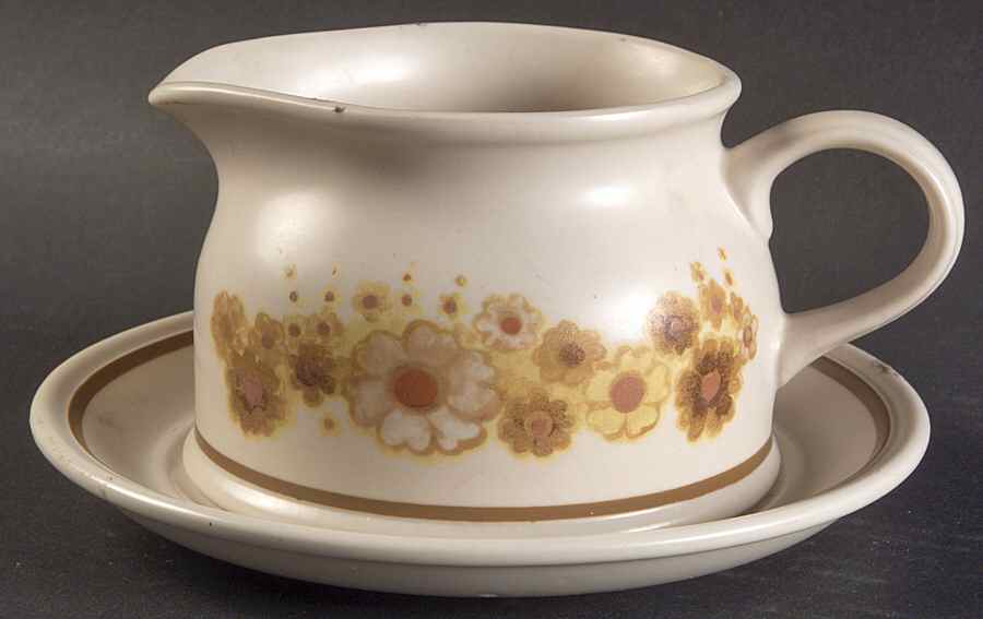 Collage Gravy Boat & Underplate by Johnson Brothers-1