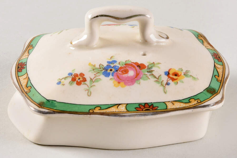 Connaught, The Lid for Teapot by Johnson Brothers-1