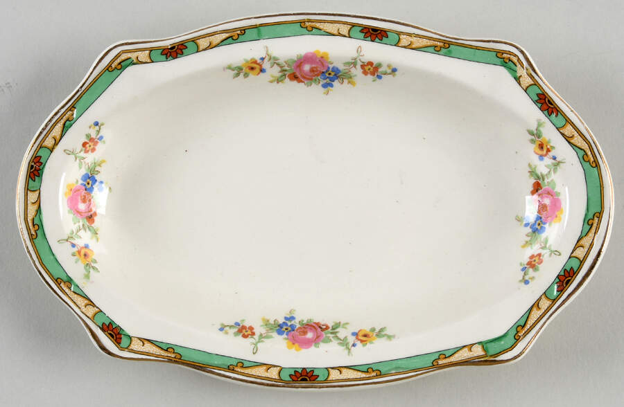 Connaught, The Relish/Gravy Underplate by Johnson Brothers-1