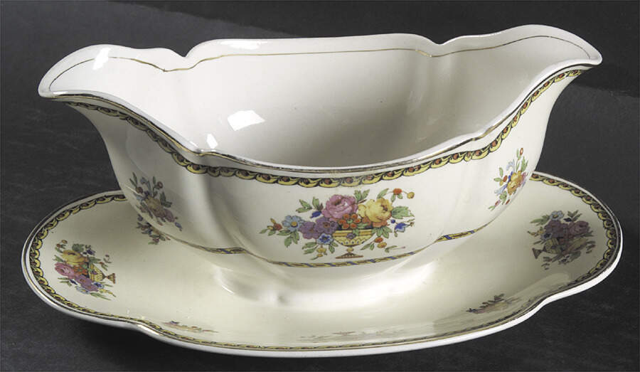Coronado Gravy Boat with Attached Underplate by Johnson Brothers-1
