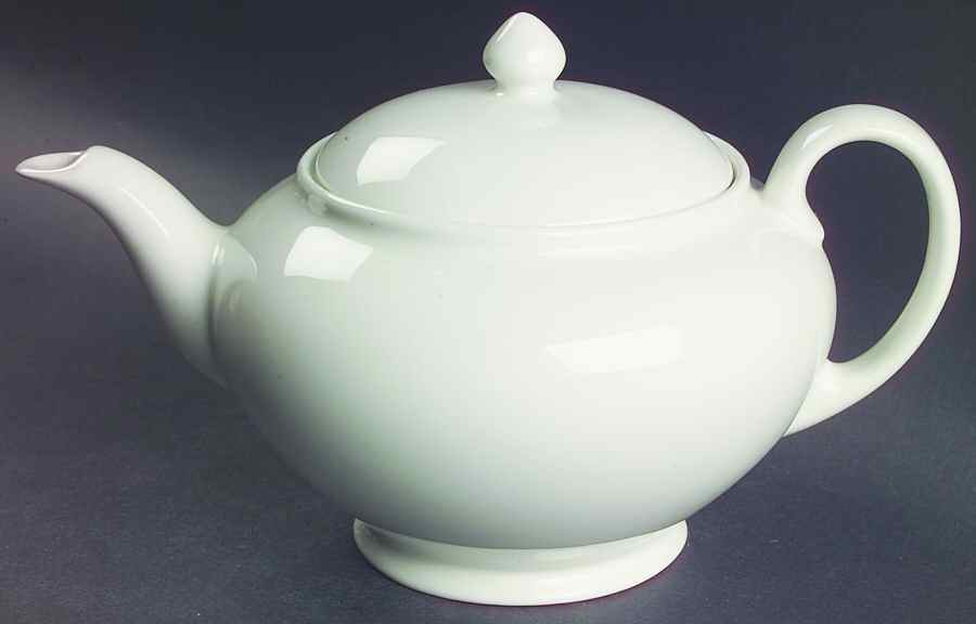 Cottage Teapot & Lid by Johnson Brothers-1