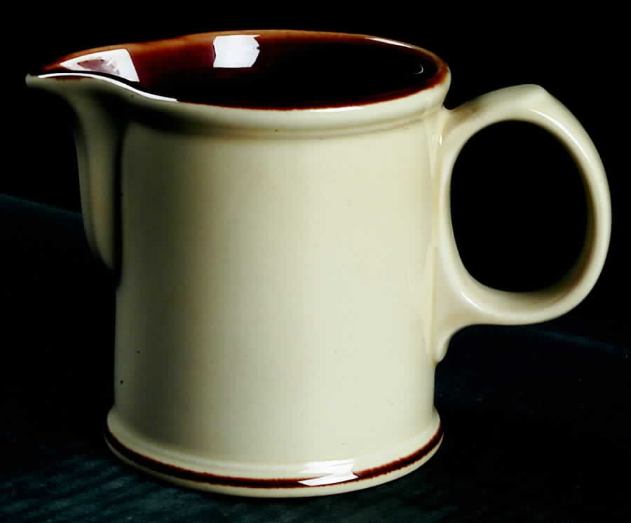Creme Caramel Creamer by Johnson Brothers-1