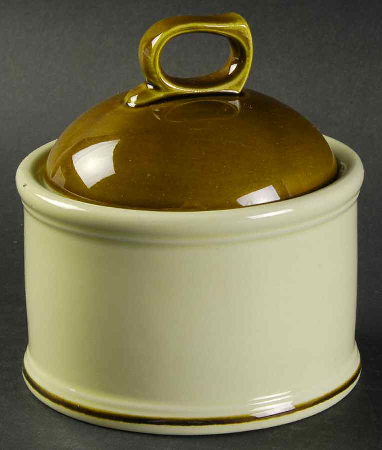 Creme Caramel Sugar Bowl & Lid by Johnson Brothers-1