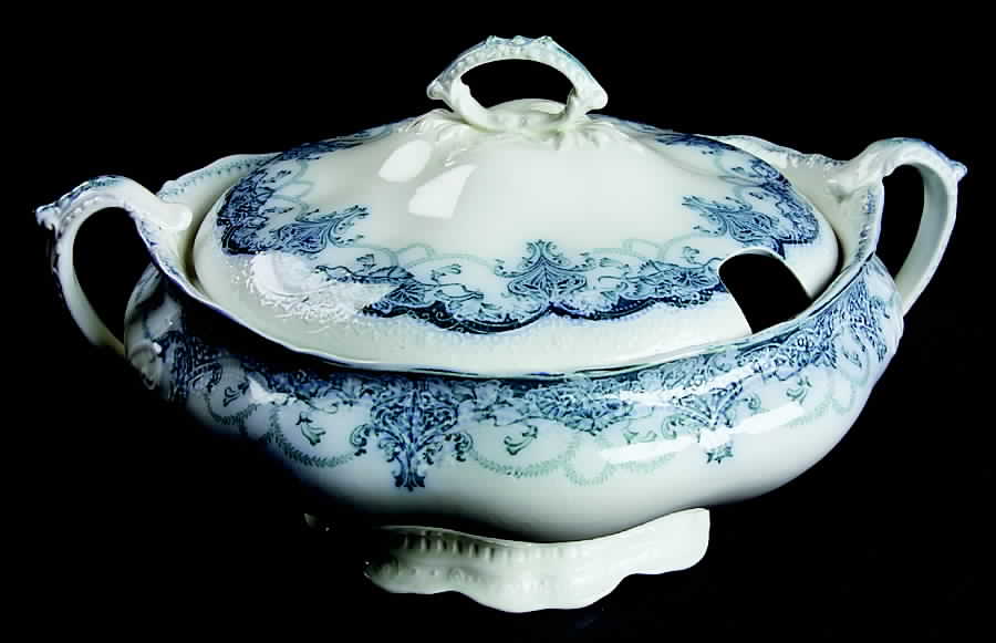 Dartmouth Flow Blue Tureen &  Lid by Johnson Brothers-1