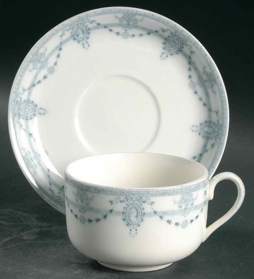 Davenport (No Trim) Flat Cup & Saucer Set by Johnson Brothers-1